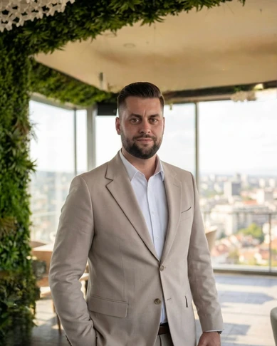 Petruț Nicolae, optometrist